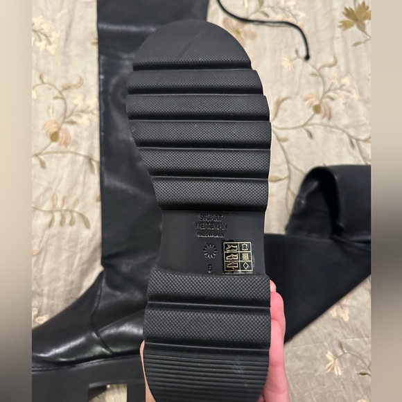 Stuart Weitzman Chalet City Lug Sole Over-The-Knee Boot - Picture 4 of 4